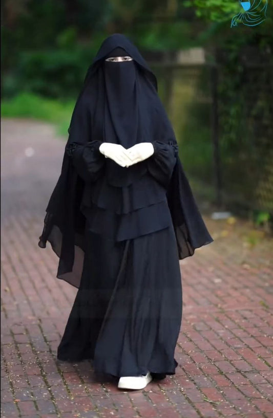 طقم عفاف (عباية +وشاح الغشوة + نقاب + قفازات)