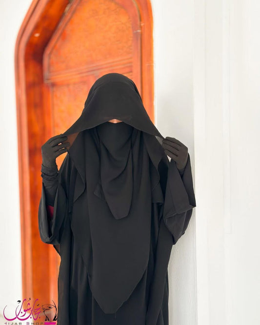 اسدال الحياء مع النقاب